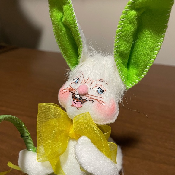 Annalee Easter Bunny With Basket Mobilitee Dolls. Easter Spring Decorations - Picture 5 of 7